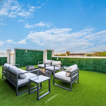 Luxury Home With Rooftop Views ดัลลัส ภายนอก รูปภาพ