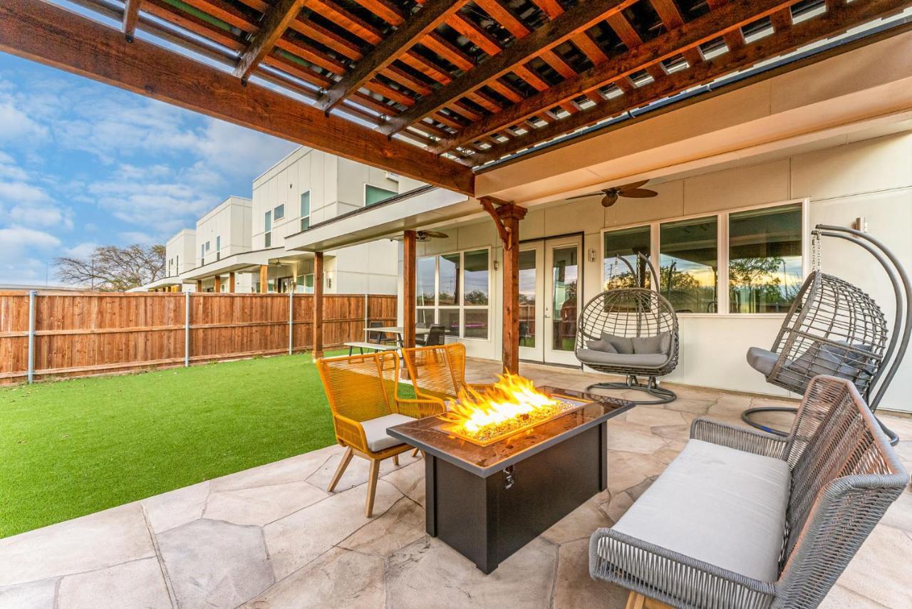 Luxury Home With Rooftop Views ดัลลัส ภายนอก รูปภาพ